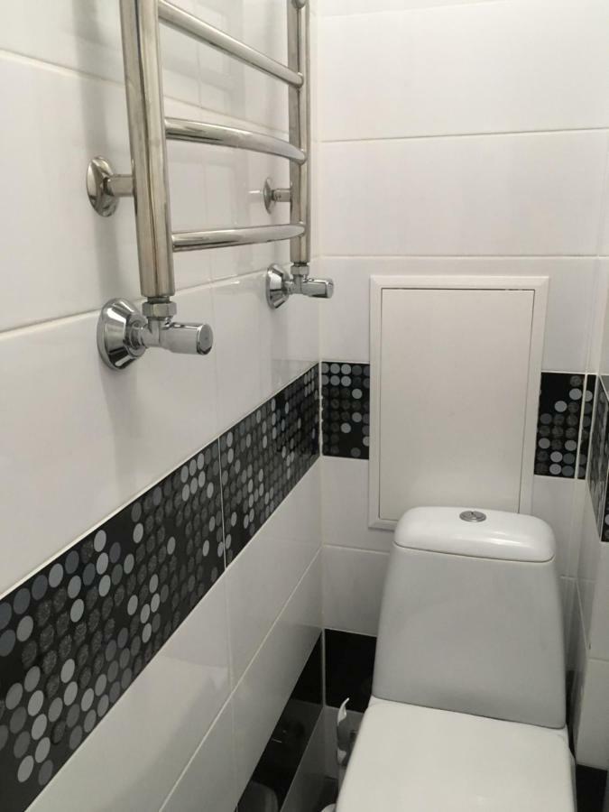 Romantik Eko Apartment Lviv Ngoại thất bức ảnh